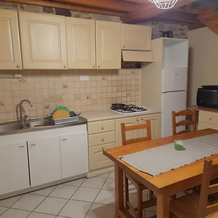 Domaine De La Tour Carree - 3 3*