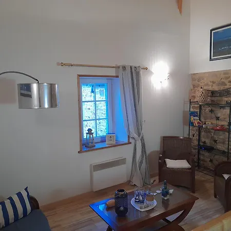 بيت ضيافة Domaine De La Tour Carree - 3 3*