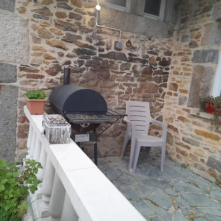 Domaine De La Tour Carree - 3 Konukevi 3*