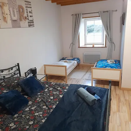 Domaine De La Tour Carree - 3 3* Benoitville