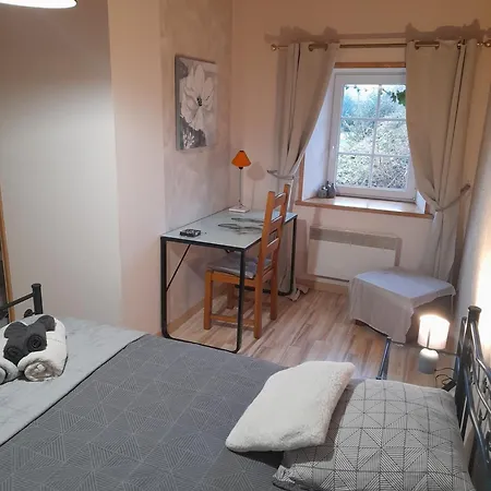 Domaine De La Tour Carree - 3 3* Benoitville