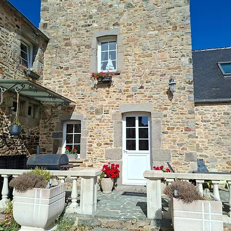 بيت ضيافة Domaine De La Tour Carree - 3