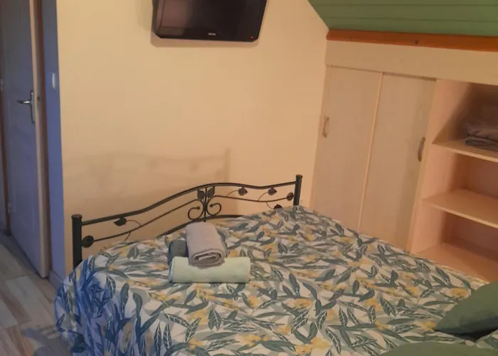 Domaine De La Tour Carree - 3