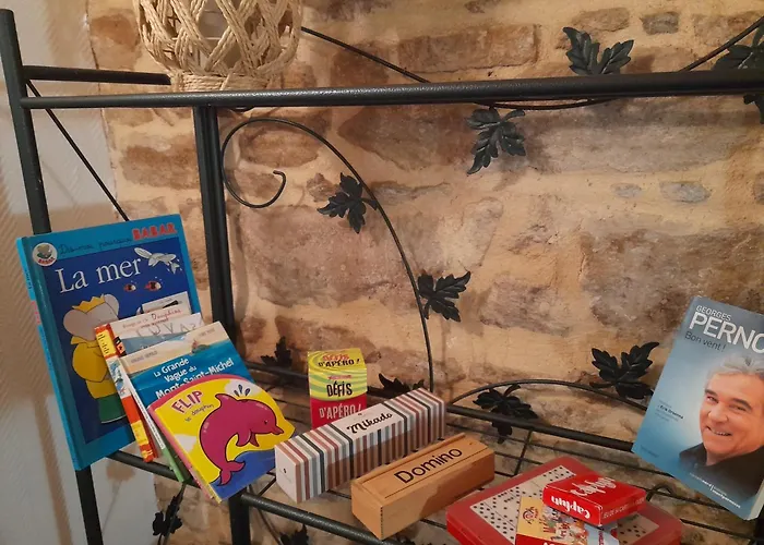 Pensjonat Domaine De La Tour Carree - 3 Benoitville