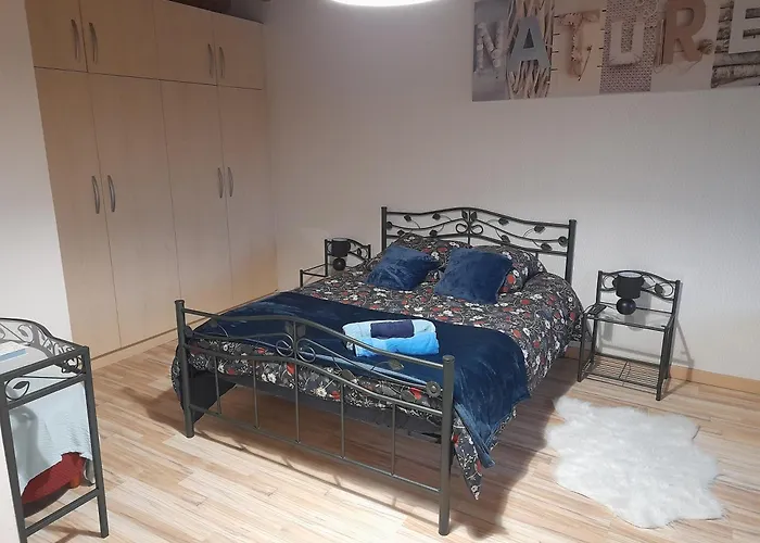 Pensjonat Domaine De La Tour Carree - 3